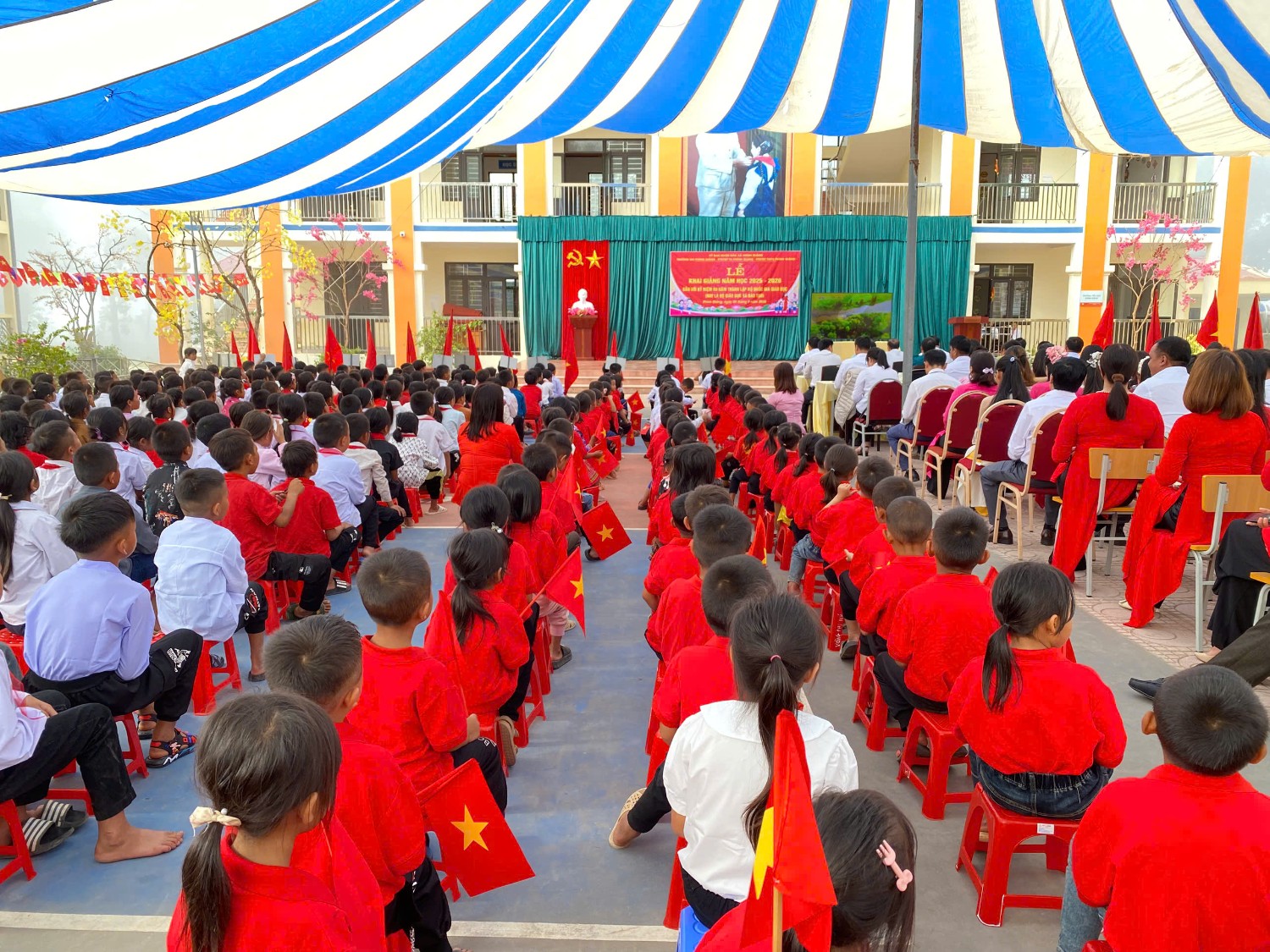 KHAI GIẢNG NĂM HỌC 2025-2026