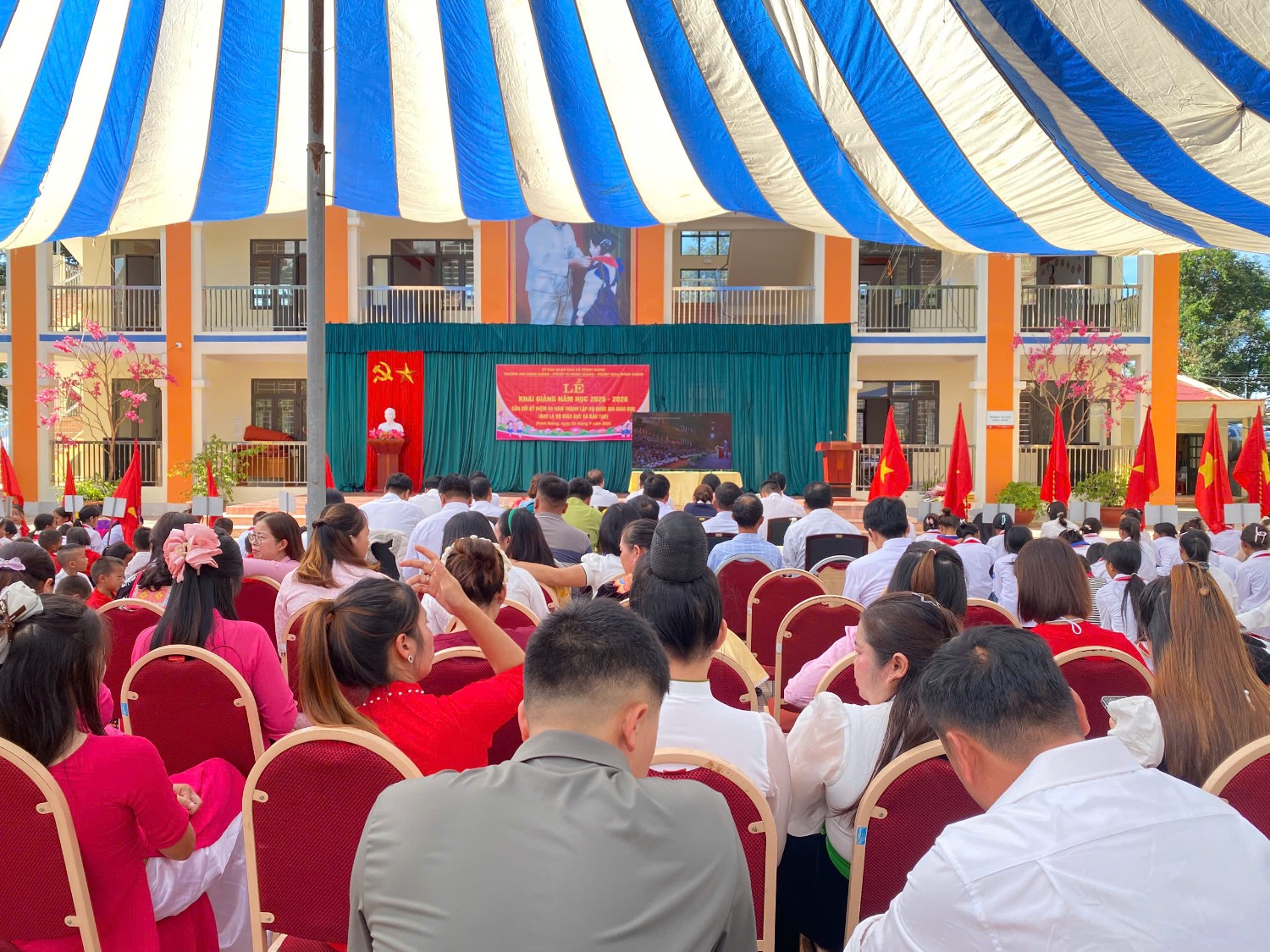 KHAI GIẢNG NĂM HỌC 2025-2026