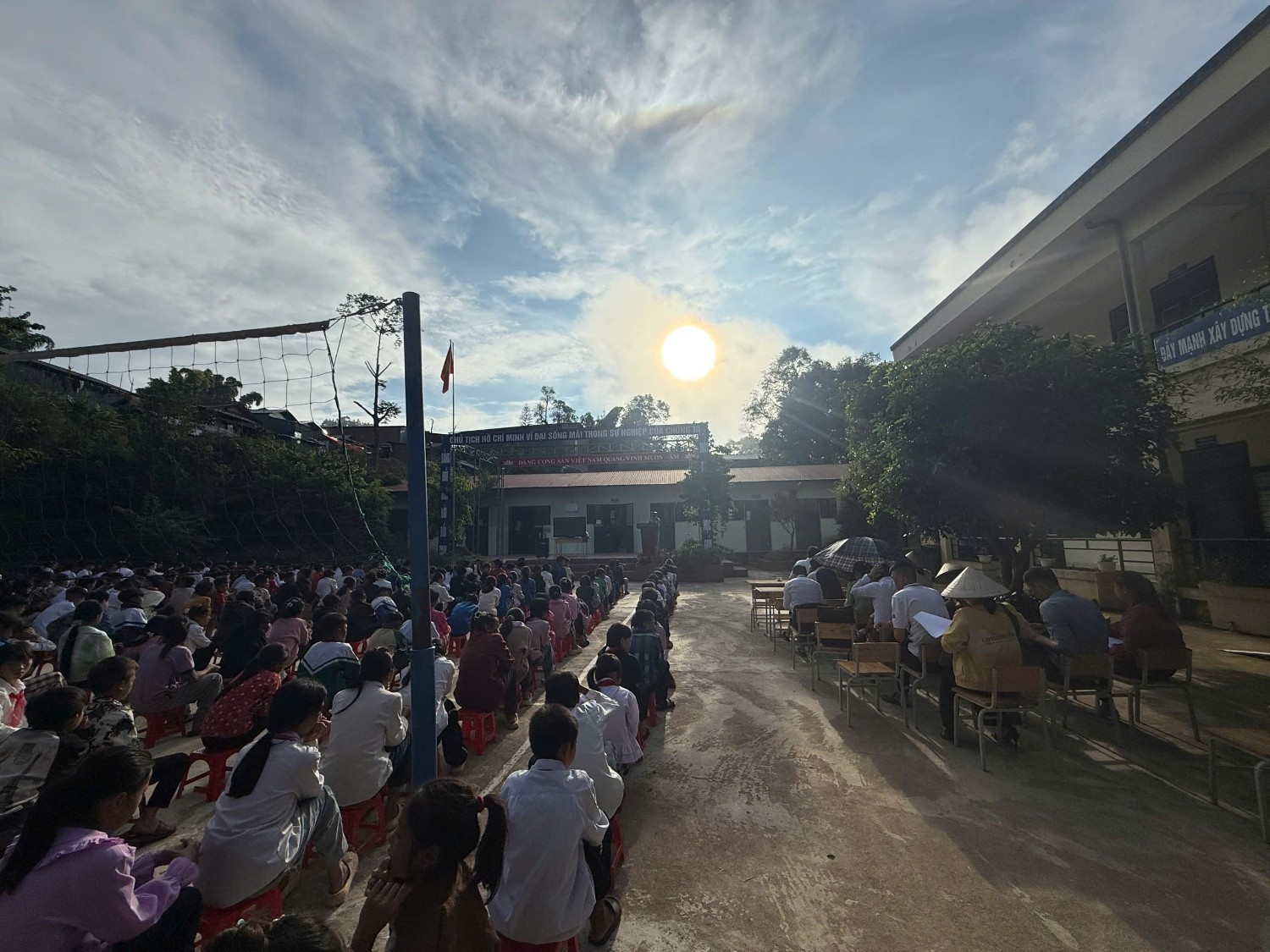 TUYÊN TRUYỀN VỀ AN TOÀN GIAO THÔNG